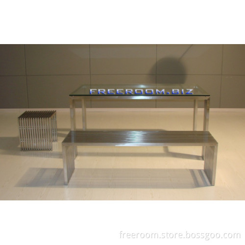 le corbusier dining table chair